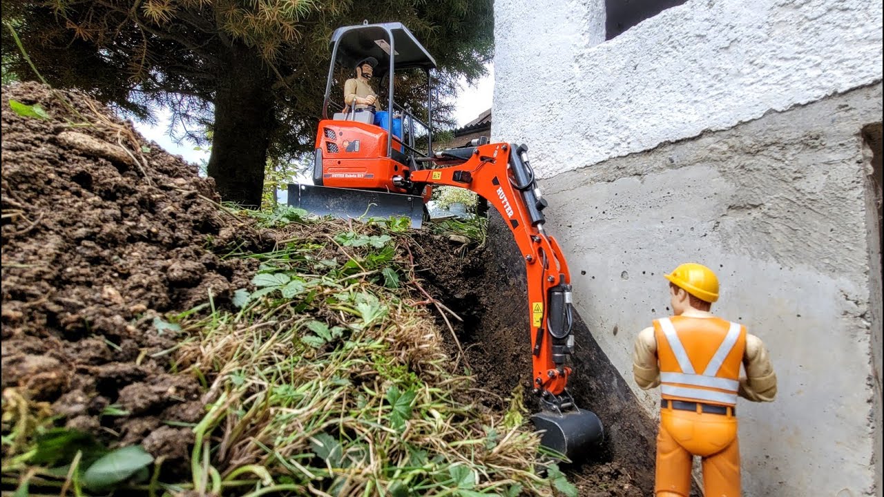 Water drain reparation RC excavator Kubota Hutter U17, Scania Truck, Ausa Dumper