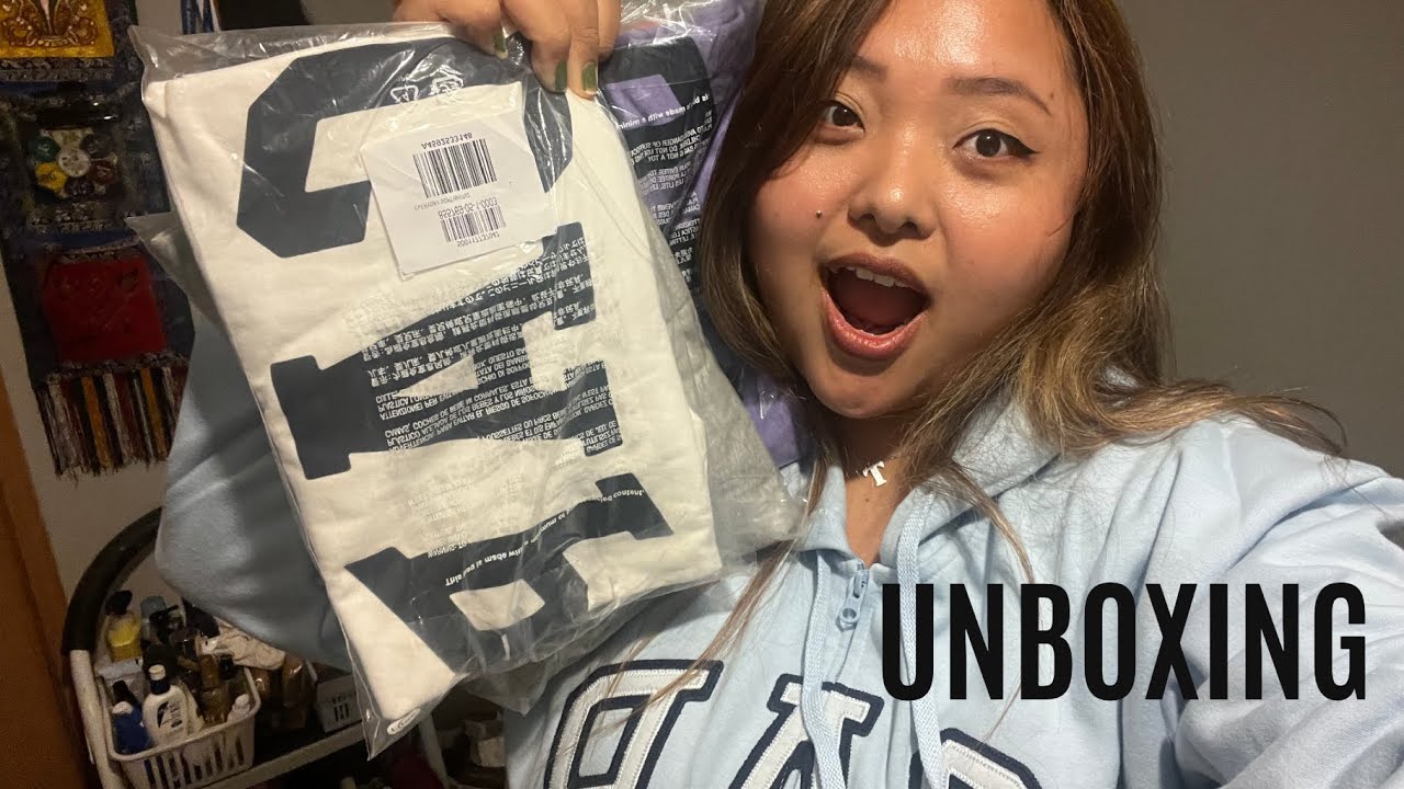 Unboxing EVERYTHING from GAP | Tibetan Volgger |