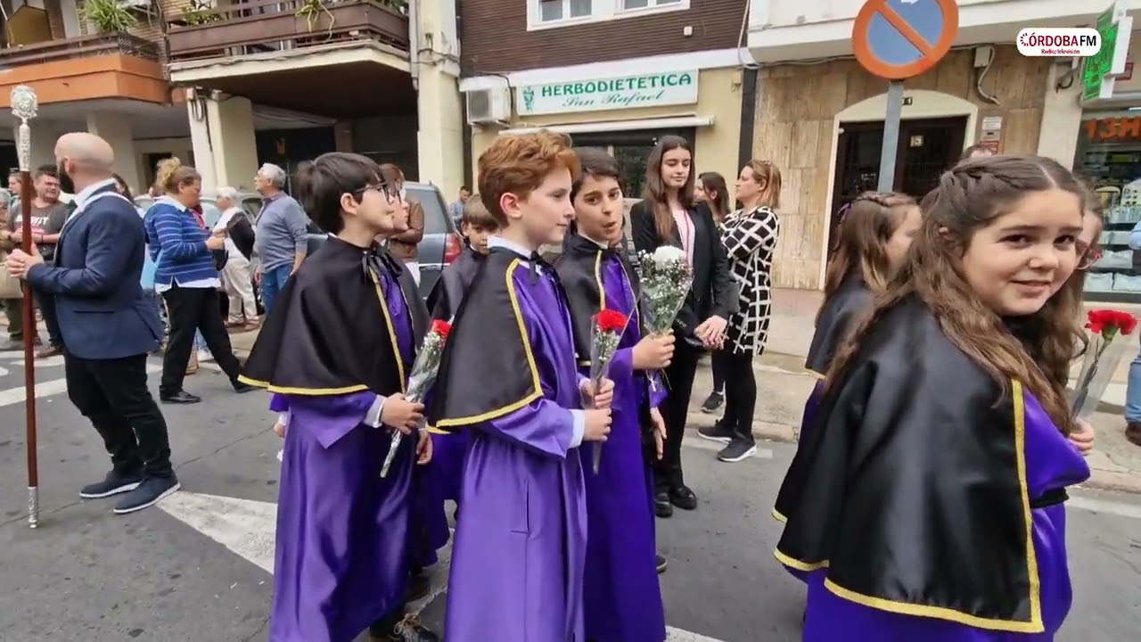 Viernes de Dolores. Procesión Infantil del Colegio El Carmen