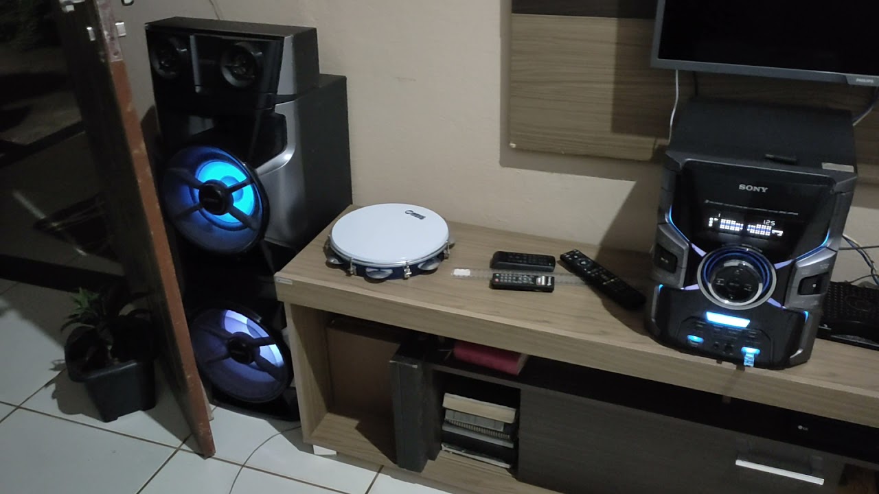 Como usar adaptador Bluetooth no aparelho Sony gpx8 ?