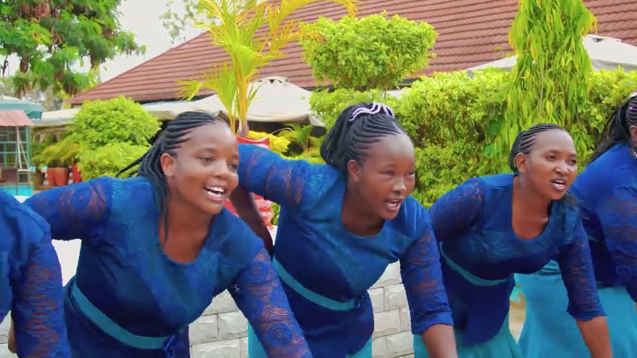 KAA MACHO BY ABC KAMWANYANI CHOIR-(OFFICIAL VIDEO)