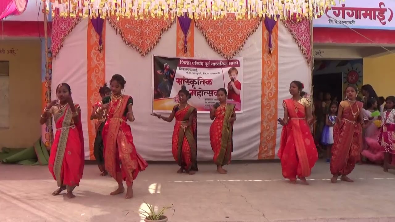 Navrai Majhi Ladachi + Hitchki + Gulabachi Kali | Maharashtrian dance #trending