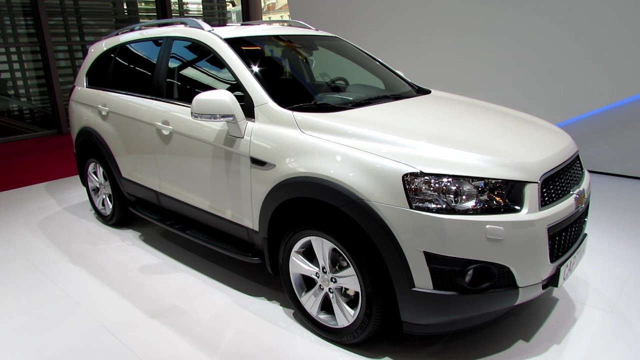 2013 Chevrolet Captiva LT Diesel - Exterior and Interior Walkaround - 2012 Paris Auto Show