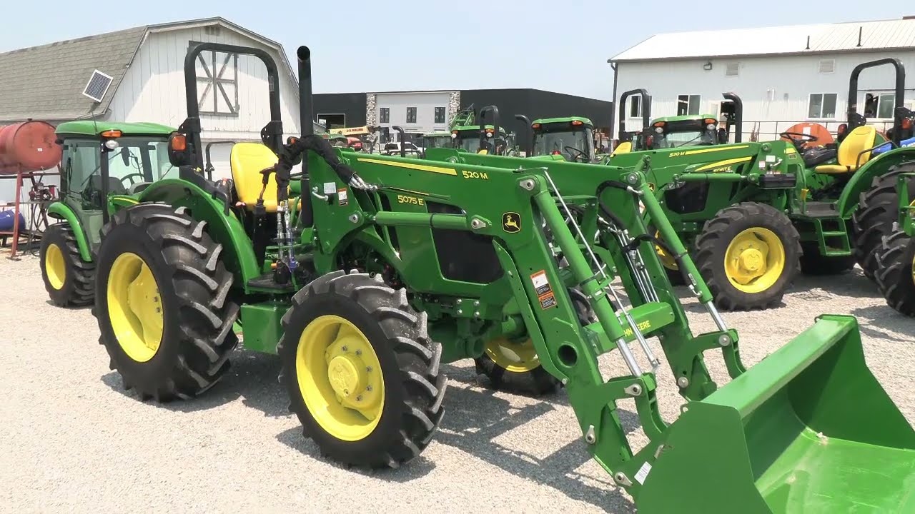 John Deere 5075E 2024 года, открытая кабина с погрузчиком! В отличном состоянии! Гарантия JD! Про...