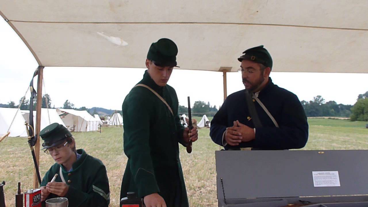 Loading a revolver for Civil War reenacting