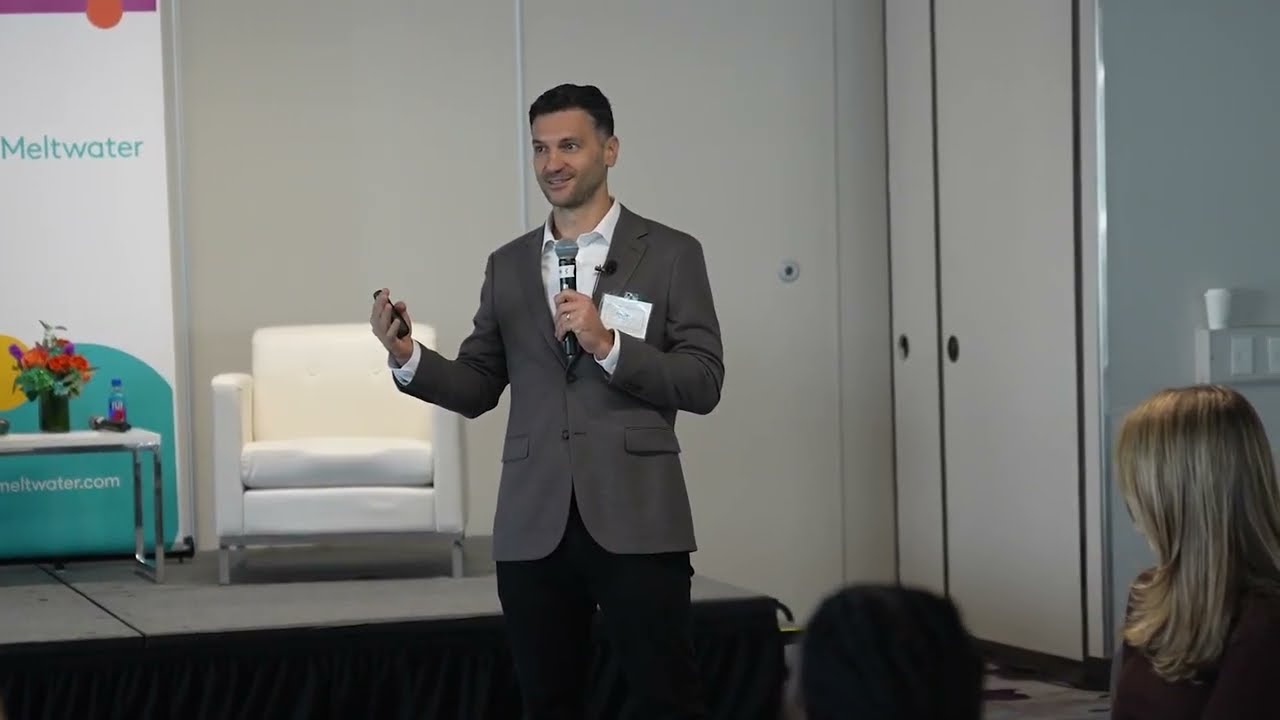 Keynote + Fireside: Data Driven Communication In The Age Of AI