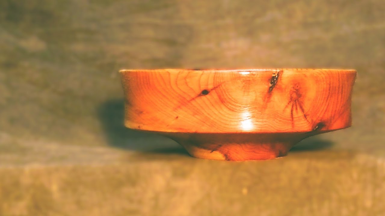 woodturning a yew bowl