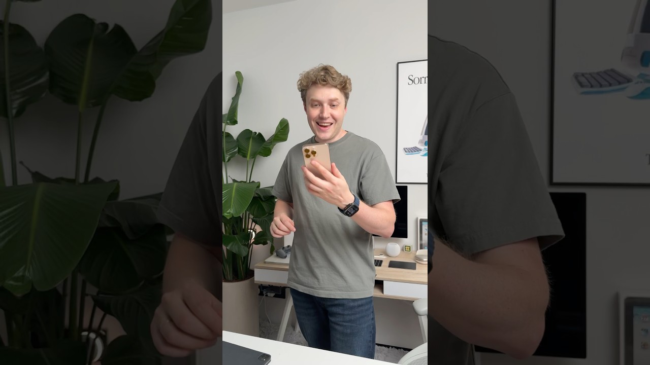 Как установить iOS 19
