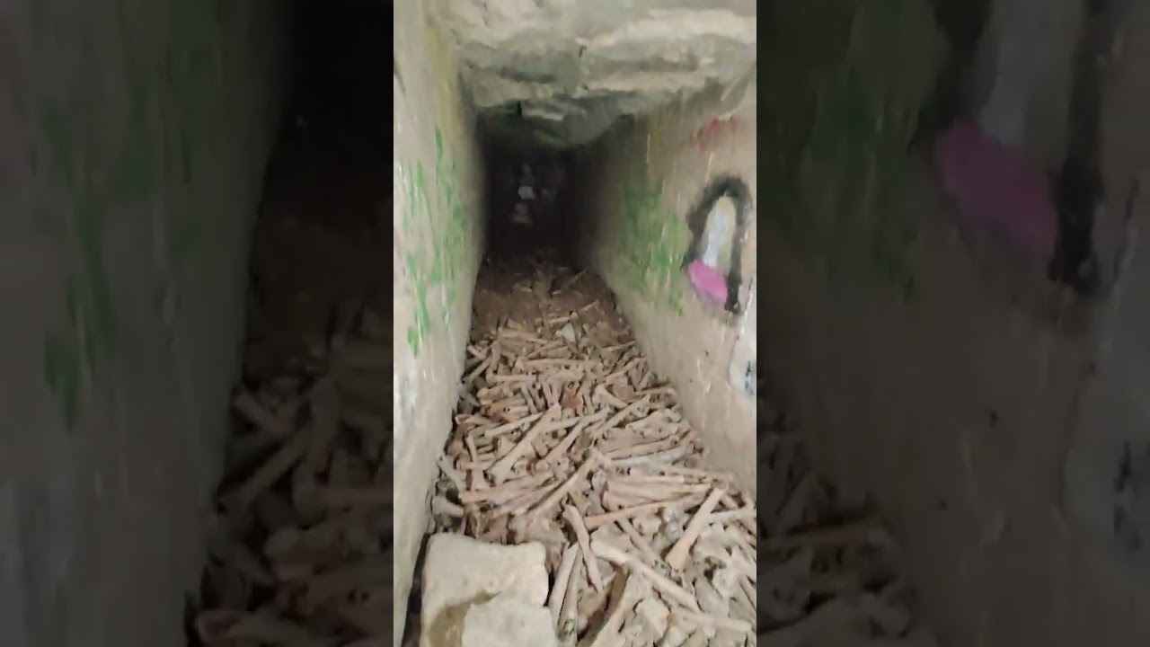 almost trapped by floods - Exploring the Paris Catacombs #exploring