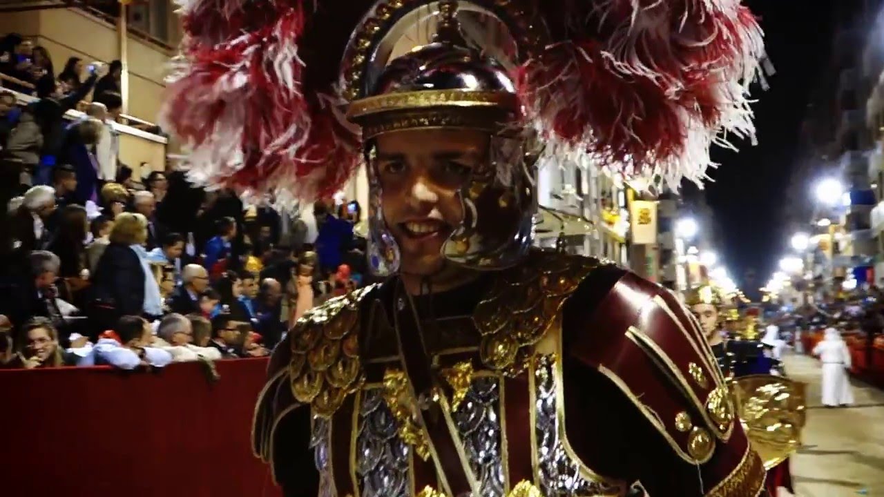 Desfile del Paso Blanco en las Procesiones de Lorca