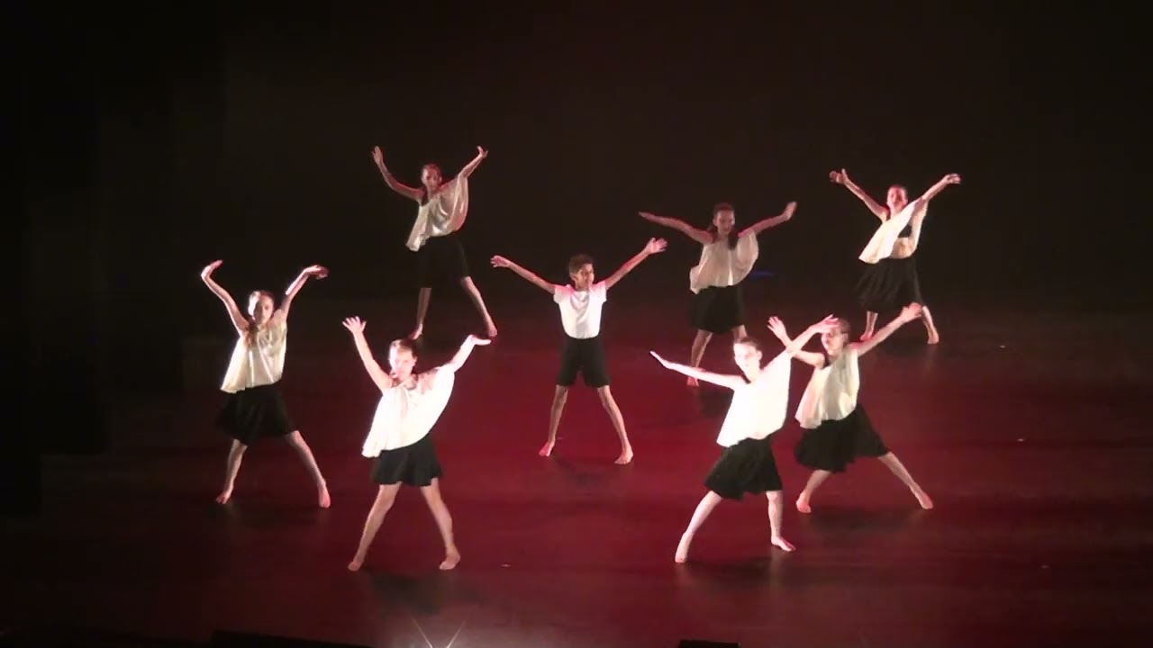 SPECTACLE MONTAIGU DANSE JUIN 2024 