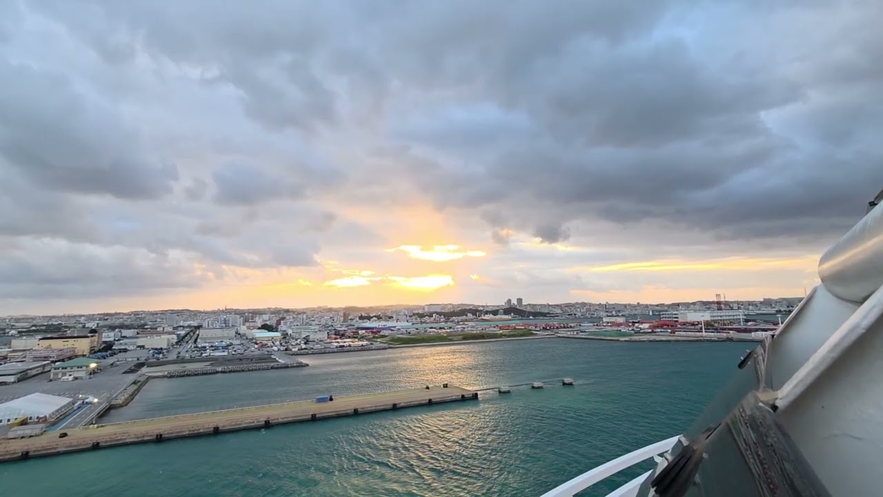 MSC BELLISSIMA Yacht Club 及那霸掉頭