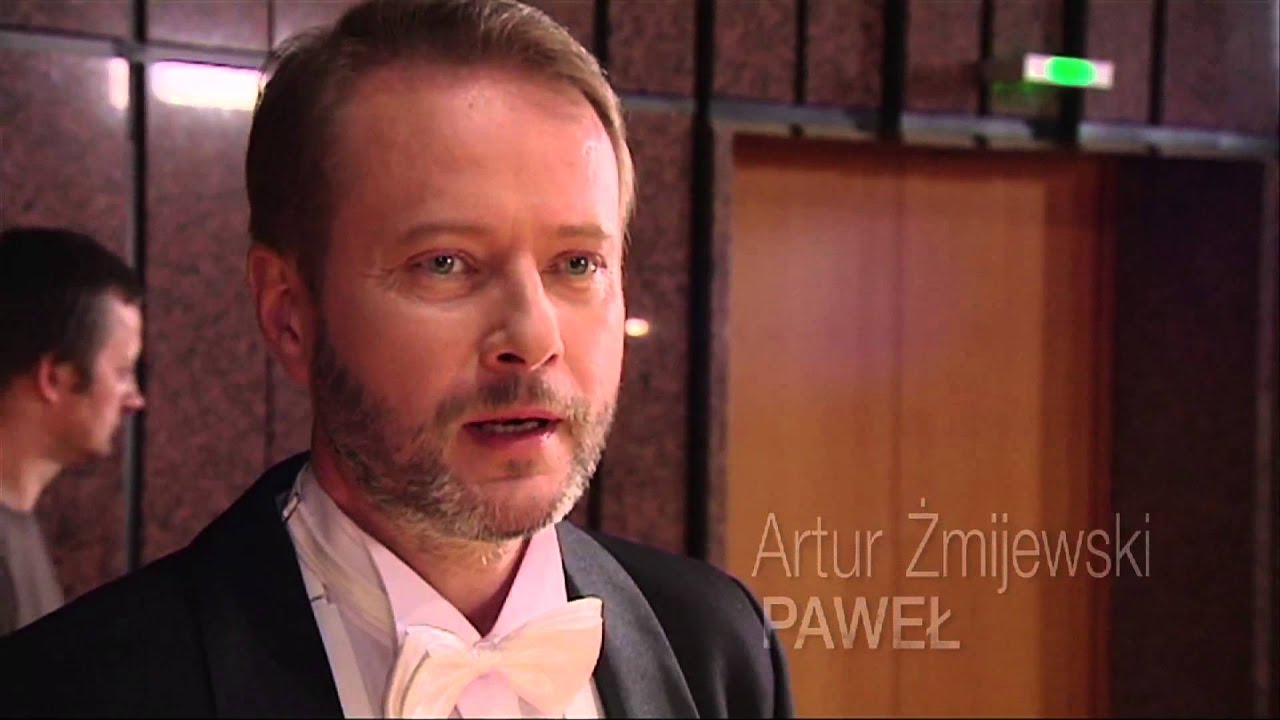 "MÓJ ROWER" - Artur Żmijewski zamienił sutannę na frak