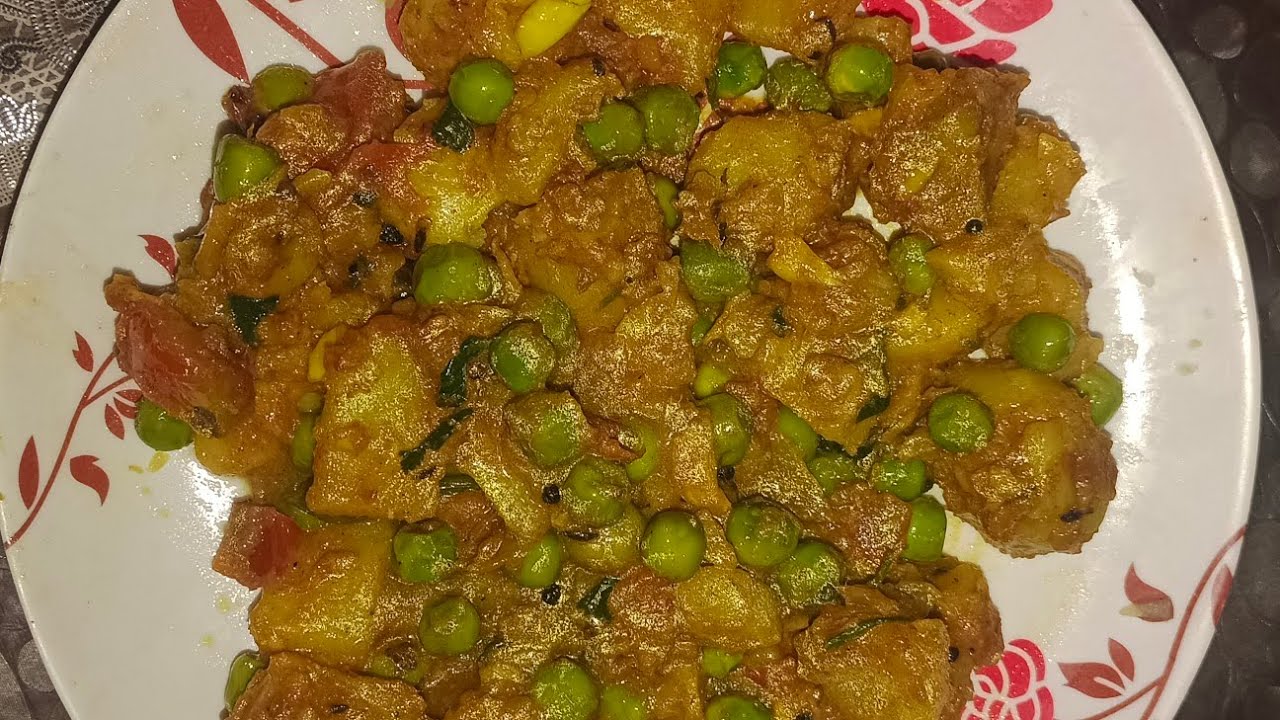 aloo matar recipe #food #indiancuisine #cooking 😊