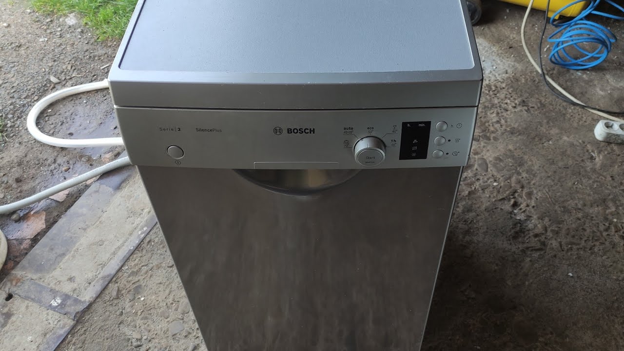 E 15. 0:00, світить кран.Посудомийна машина Bosch.