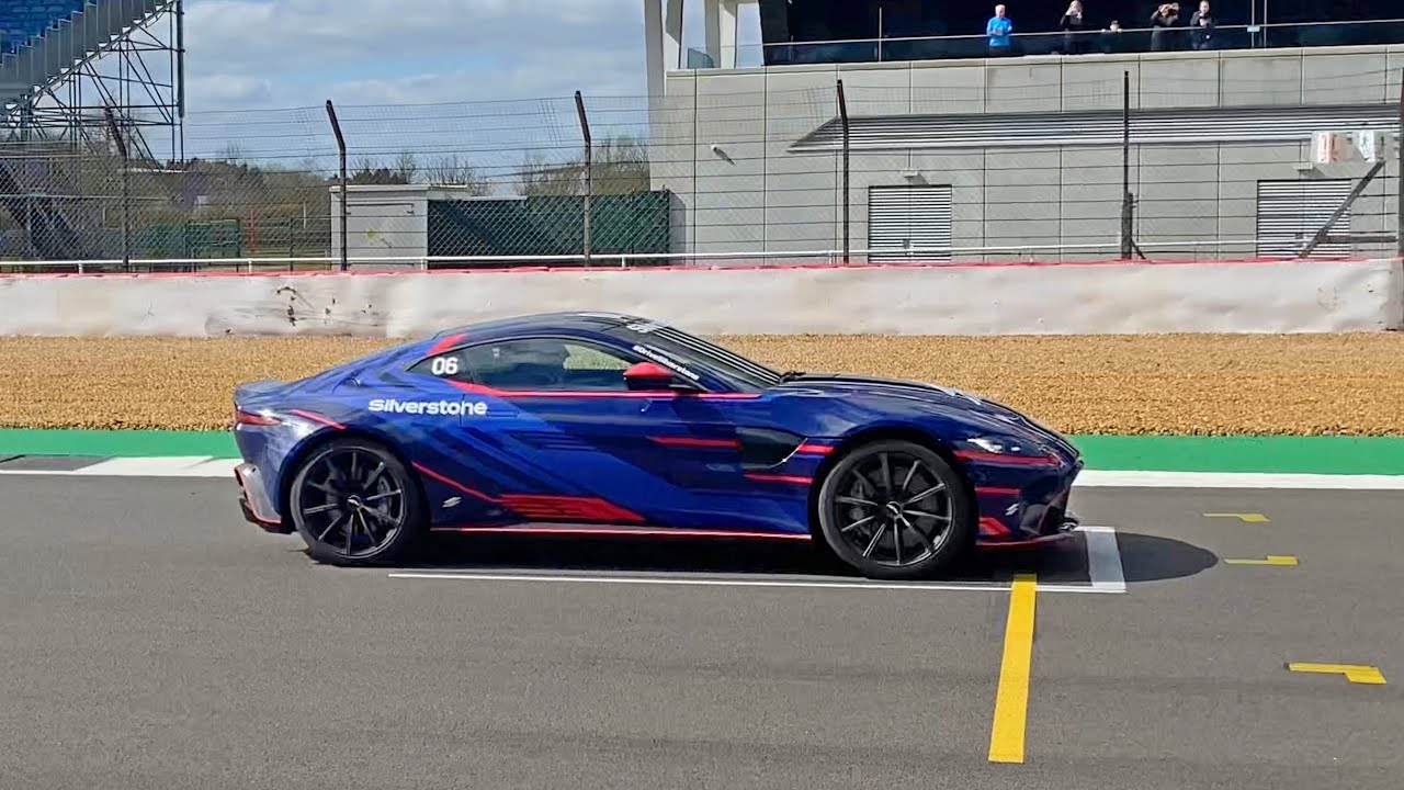 Silverstone Head to Head Experience: Aston Martin V8 Vantage v Ferrari F430