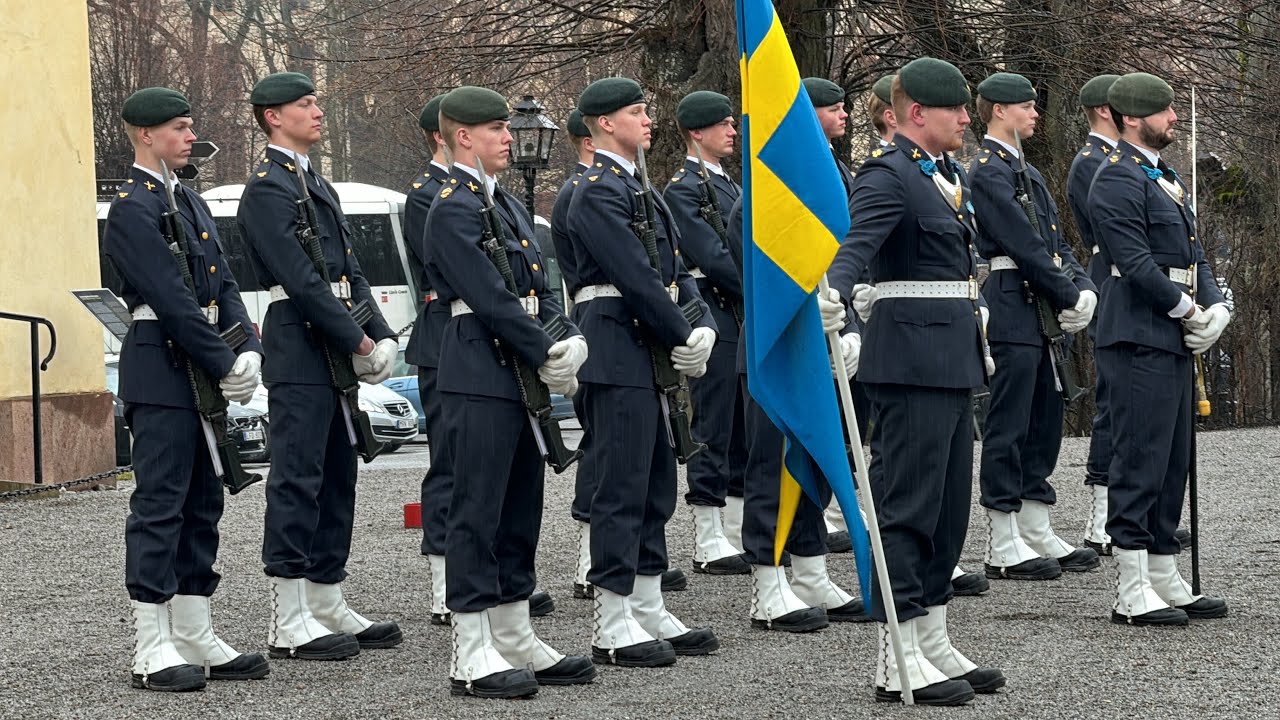2024-03-20 Drottningholms Slott vaktavlösning  LIVREGEMENTETS HUSARER K3 - SkyddsC