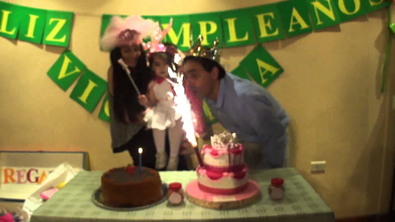 Salón Evaristo´s; Cumple 3 de M. Victoria: Ceremonia de La torta