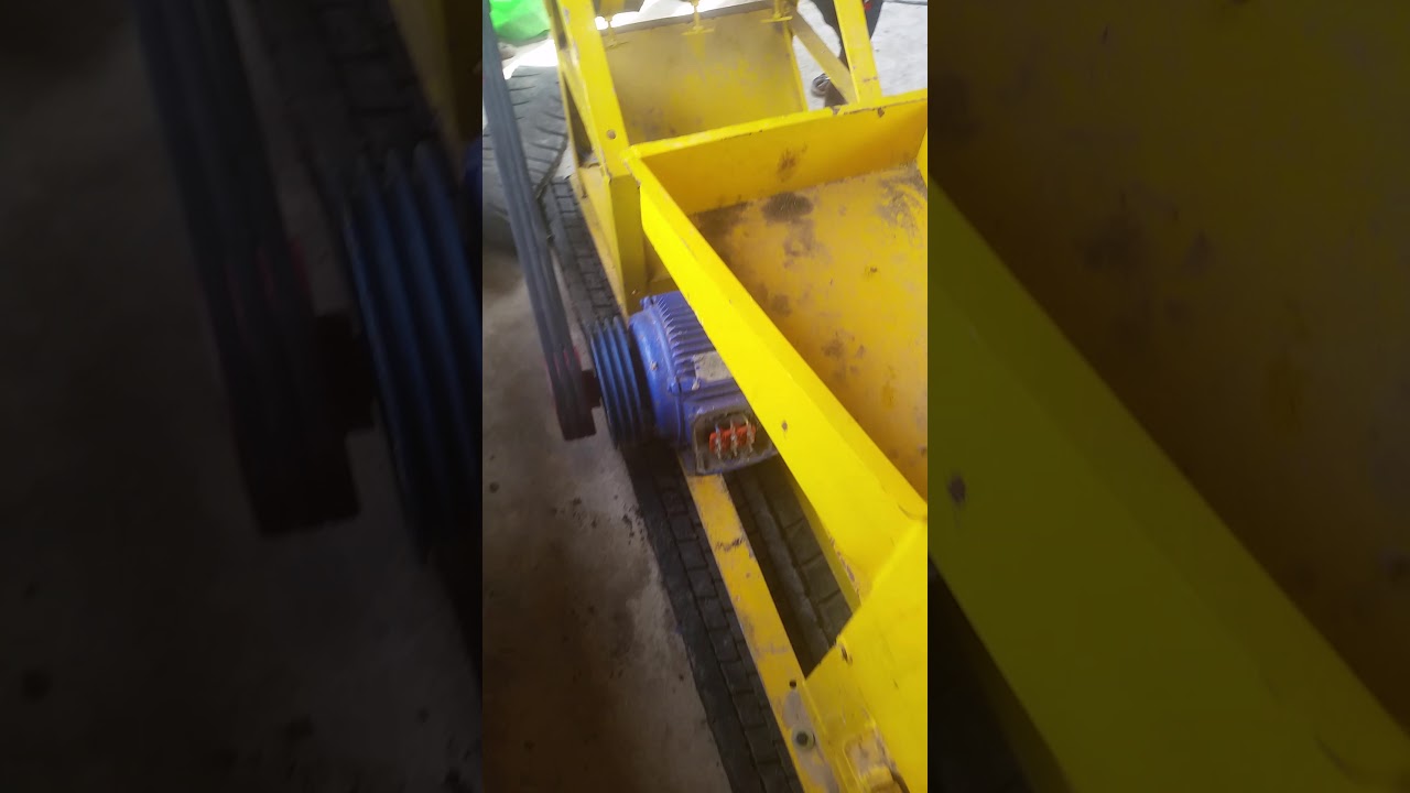 Mashine ya kusaga na kukoboa mahindi uwezo kilo 500 kwa saa