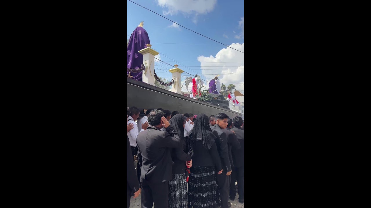 Procesión de Jesús Nazareno de las Tres Caídas