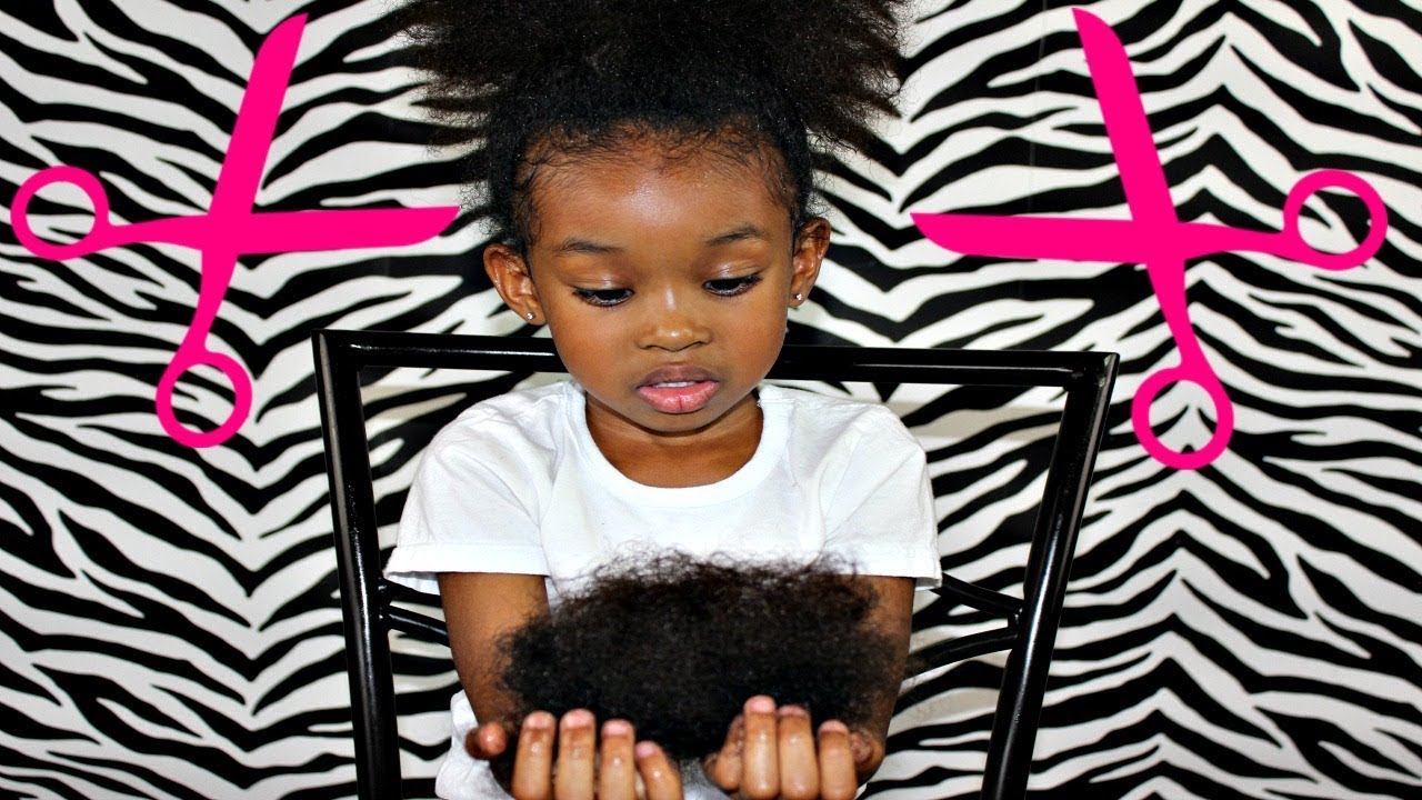 Первая стрижка Секоры🙈 | Как подстричь кудрявые волосы у детей