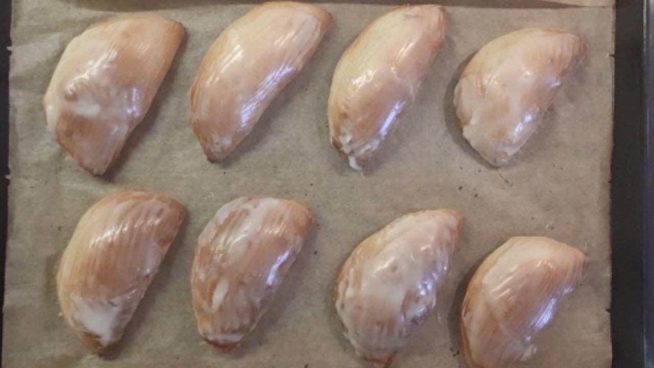 Apfeltaschen aus Hefeteig super lecker/ Apple turnovers made from yeast dough