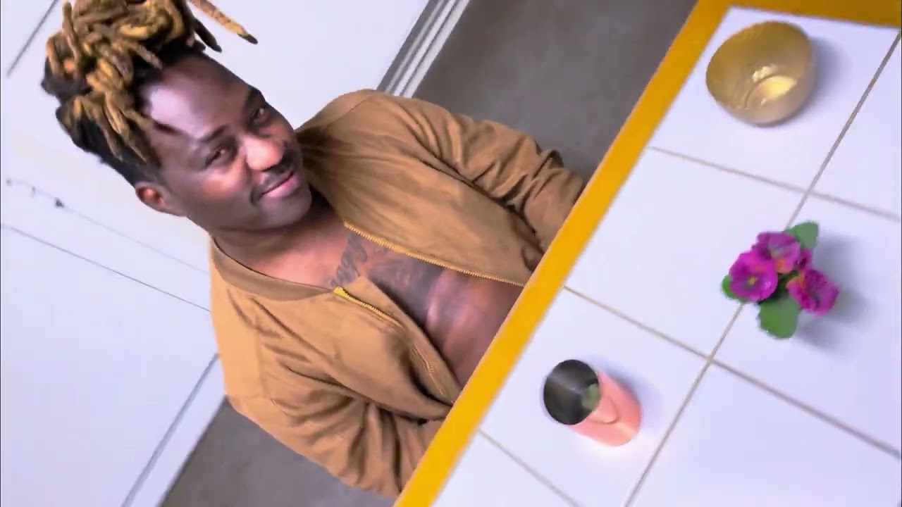 VLADO COAT [Etango otalipiti[ Álbum: oshiwavibe# Prod musical: Latino# Video Clip Gemii Tchatcho