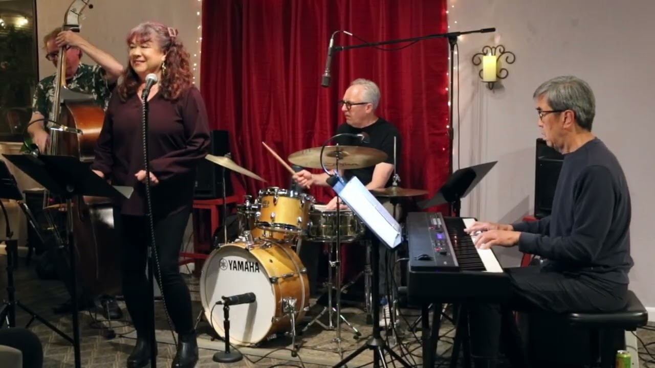 Moon Ray - Alan Lee Jazz Trio w/vocalist Tina Schuller