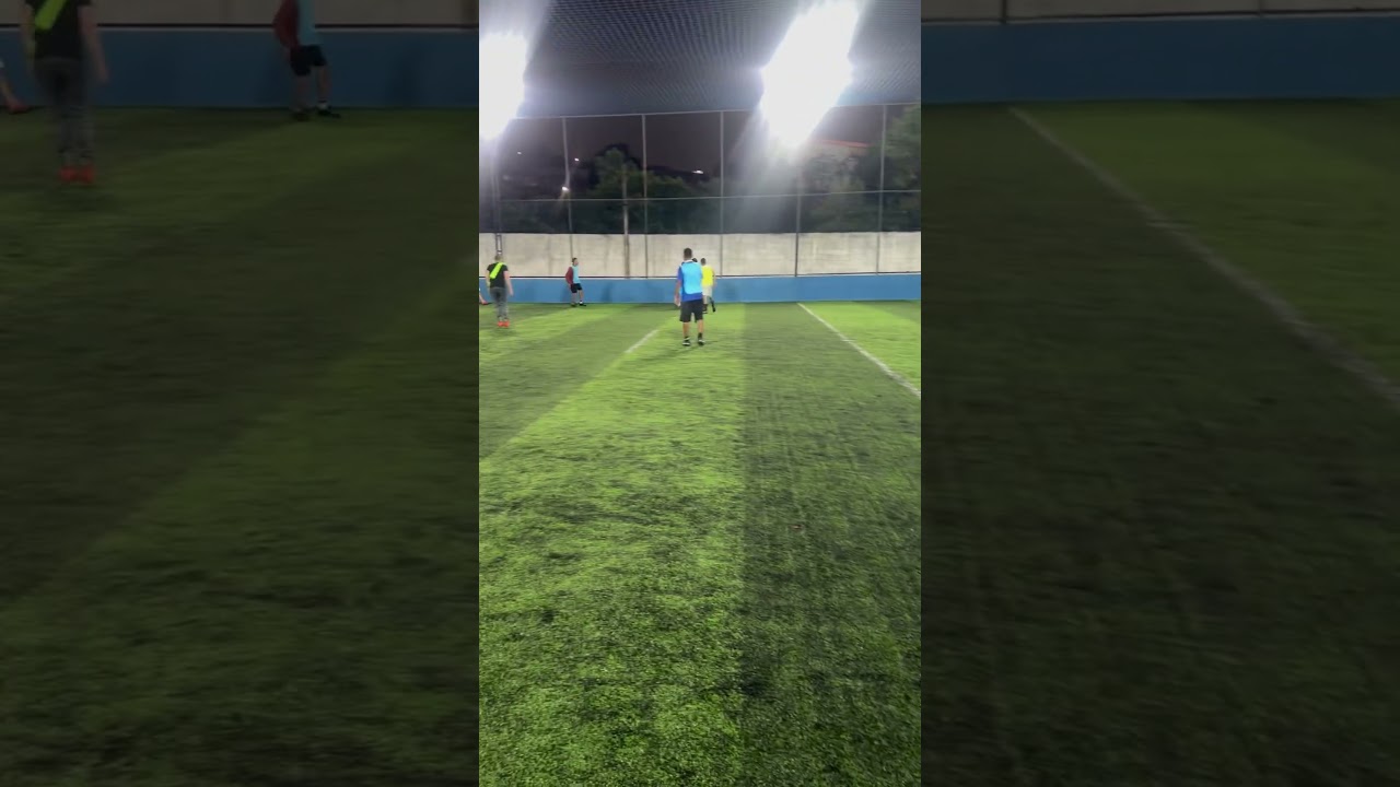 Ele furou 😱⚽️😳😂😓*SHORTS* #futebol #shorts