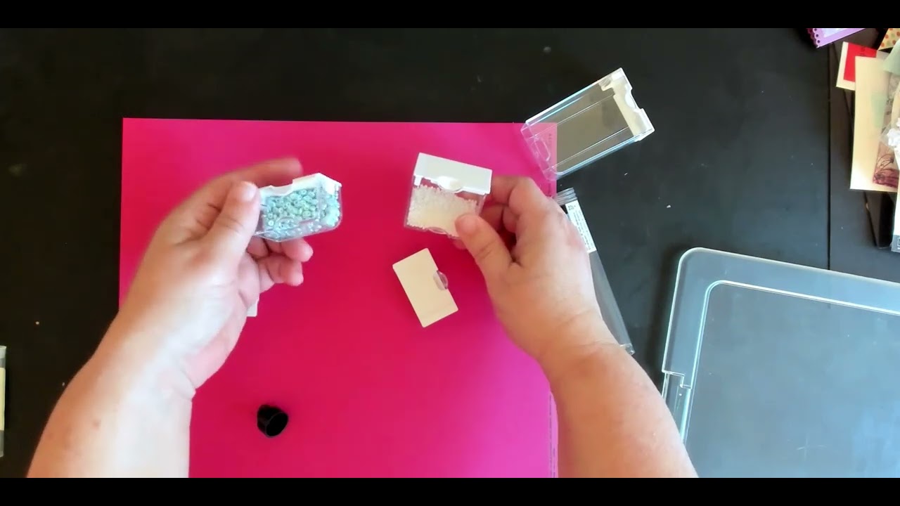 Hildie & Jo vs Elizabeth Ward Seed Bead Organizers | Review