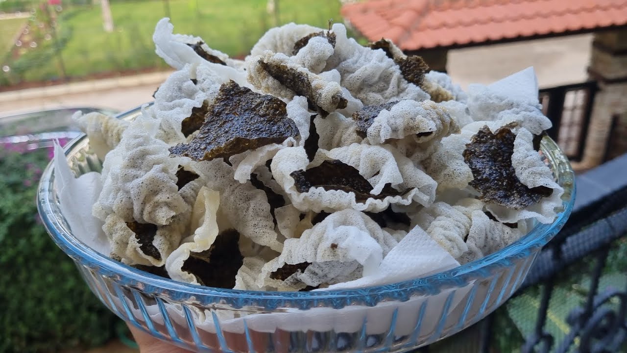 Чипсы из  рисовой бумаги и нори
