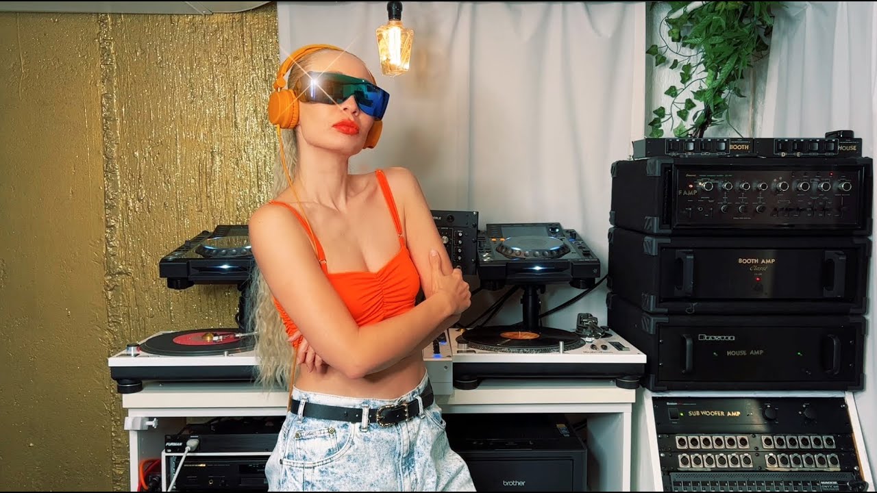 Hey DJ - Saucy Lady & U-KEY featuring Shiro Schwarz