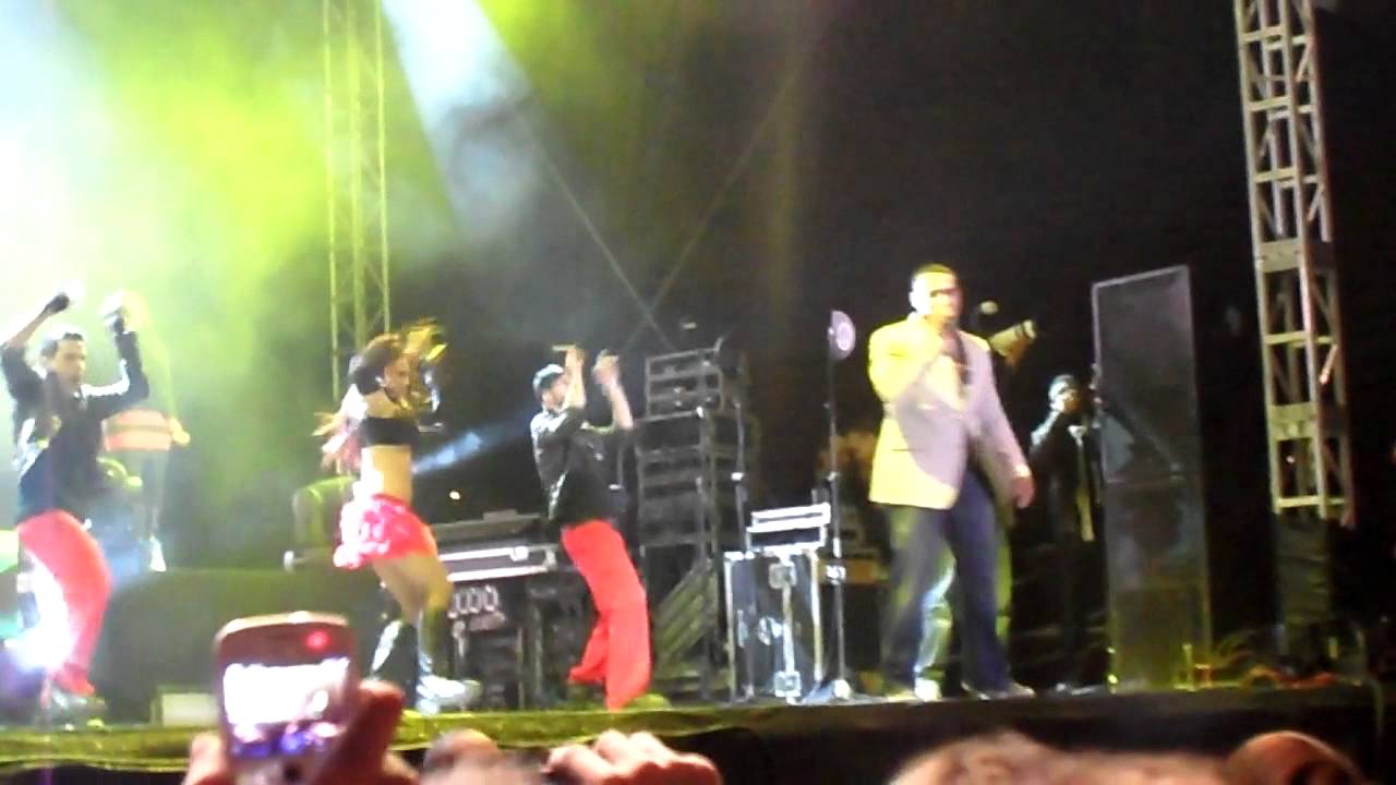 Don Omar @ La Cubierta Leganés 4/2/2012 (Bandolero, Hasta Abajo, Danza Kuduro, Taboo)
