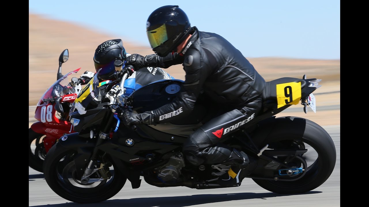 BMW S1000R California Superbike School level 1 and 2 Impressions