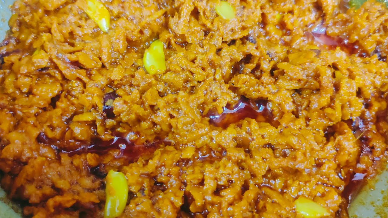 Haldi ki sbji paramparik rajasthani style desi ghee me pakayi hui bhut hi swadisht