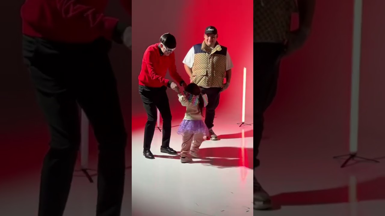 MARTILLAZO con el amorcito de mi vida 🩷 (Estreno: 03/11)  #daniflowir #shorts