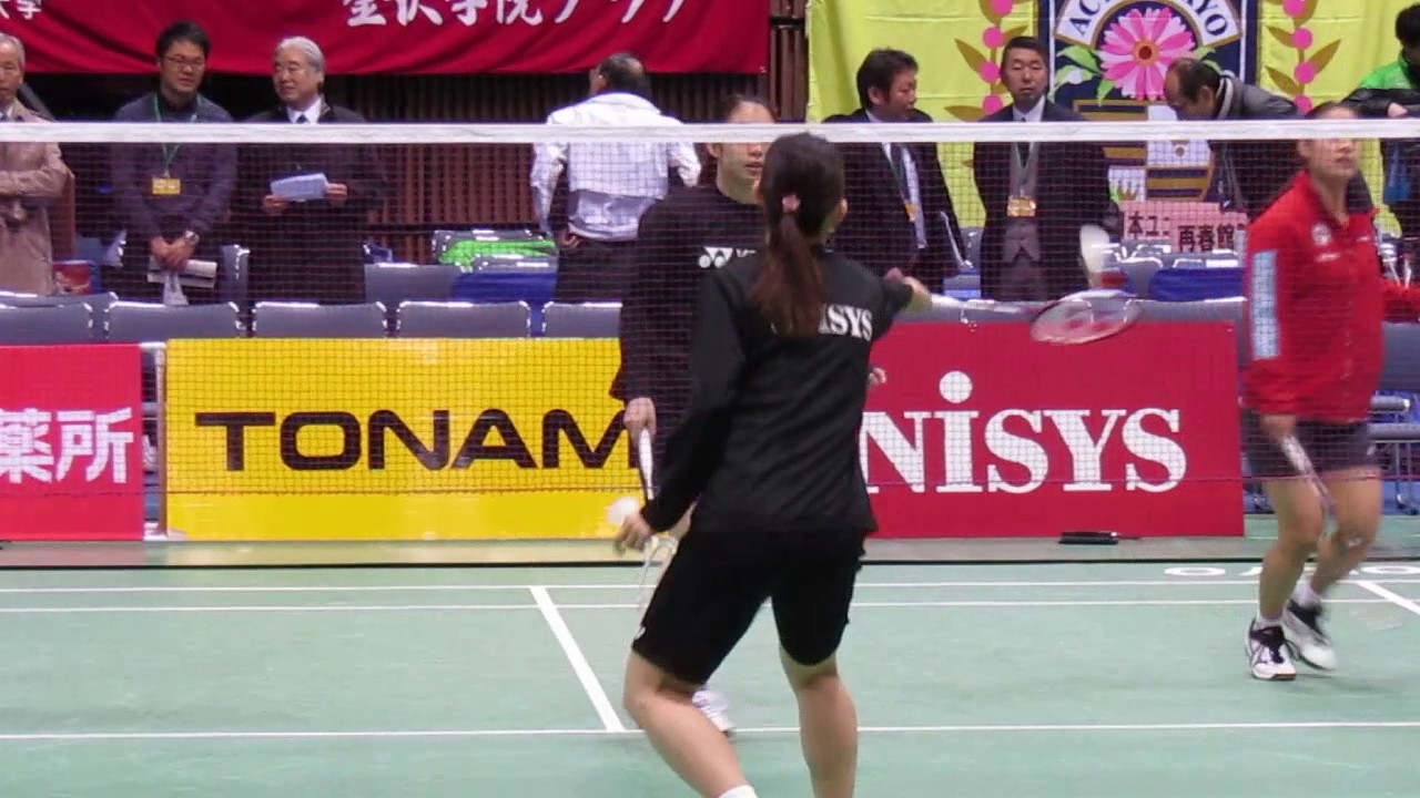 高松ペア（TAKA MATSU PAIR）／試合前の練習。下がって下がってスマッシュ、ネット際へ（猛）ダッシュ／2017.2.12　日本ユニシス&times;再春館製薬所　Ｓ/Ｊ ＬＥＡＧＵＥ渋谷大会