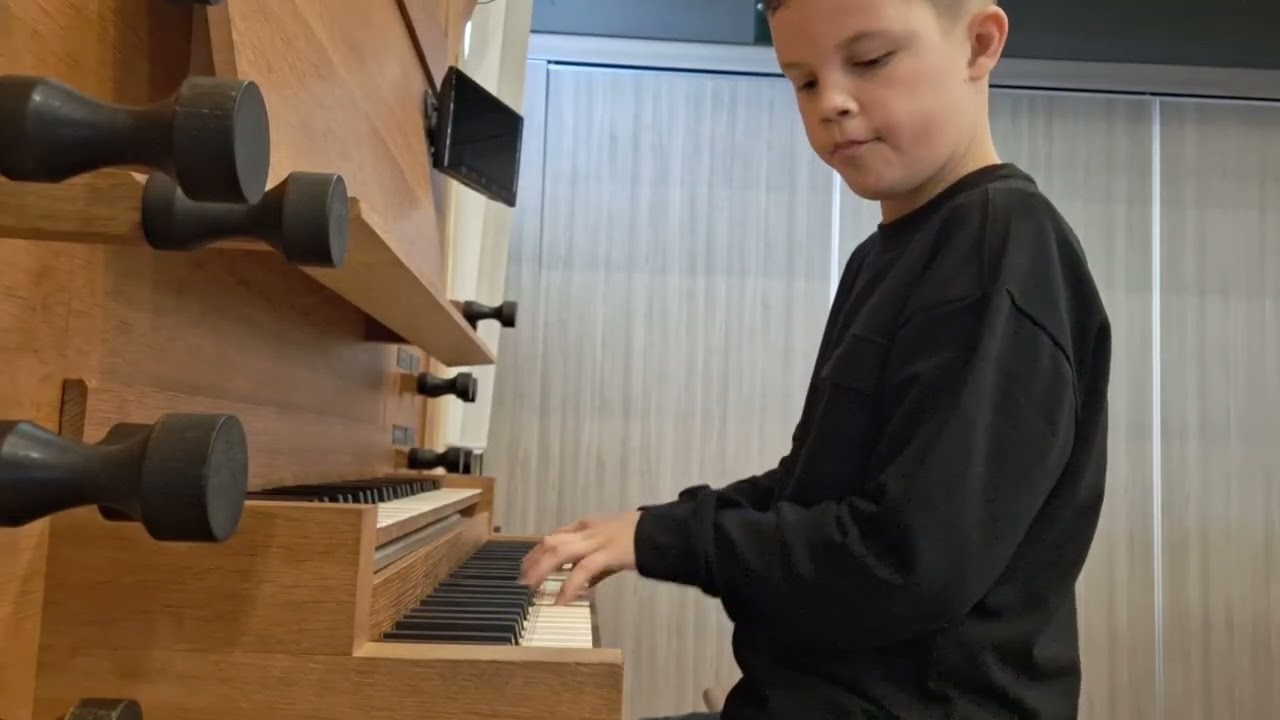 Lichtstad met uw Paarlen Poorten. #orgel #bethelkerkharderwijk #muziek 