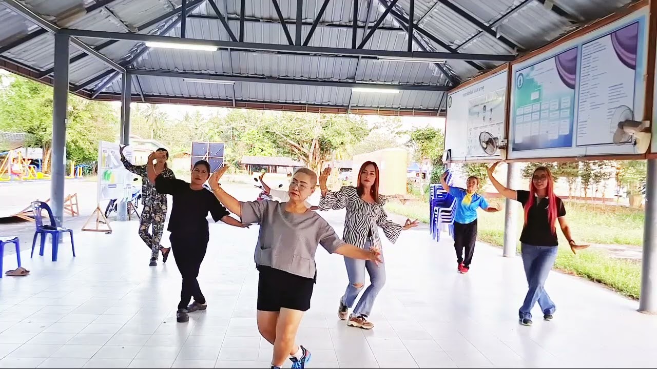 เตรียมซ้อมงานรำวันมาฆบูชาที่สนามหน้าเมือง #ทีมนาพุสุขภาพดี