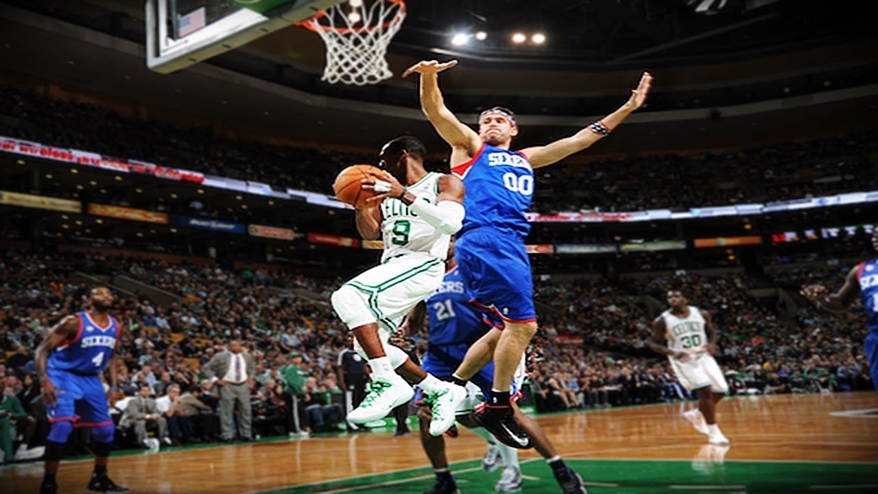 RAJON RONDO AMAZING ASSISTS HIGHLIGHTS OF HIS CAREER