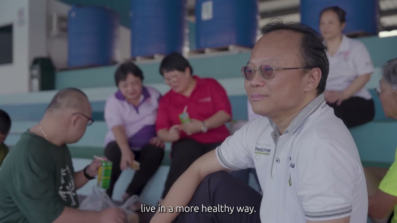 Dr. Teck Hock Toh receives the Global Golisano Health Leadership Award