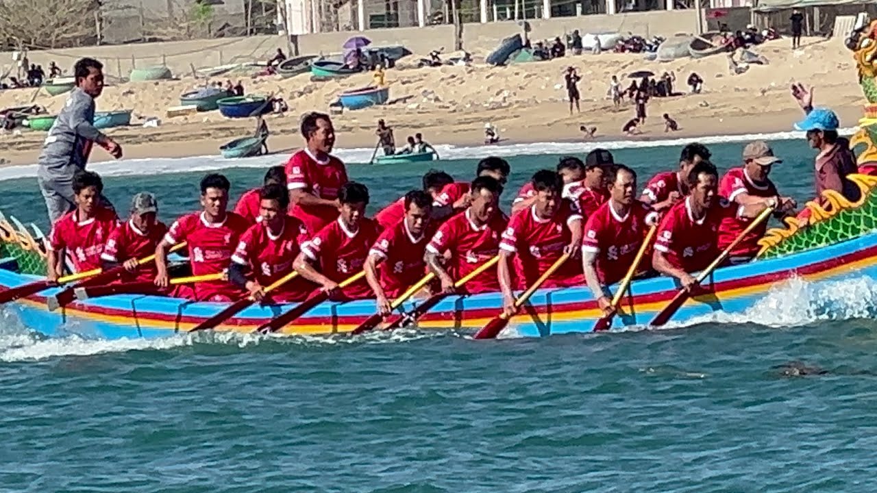 PHẦN 188.Mùng 5 Tết Sơn Hải Tổ Chức Lễ Hội Đua Thuyền Rồng Hàng Năm