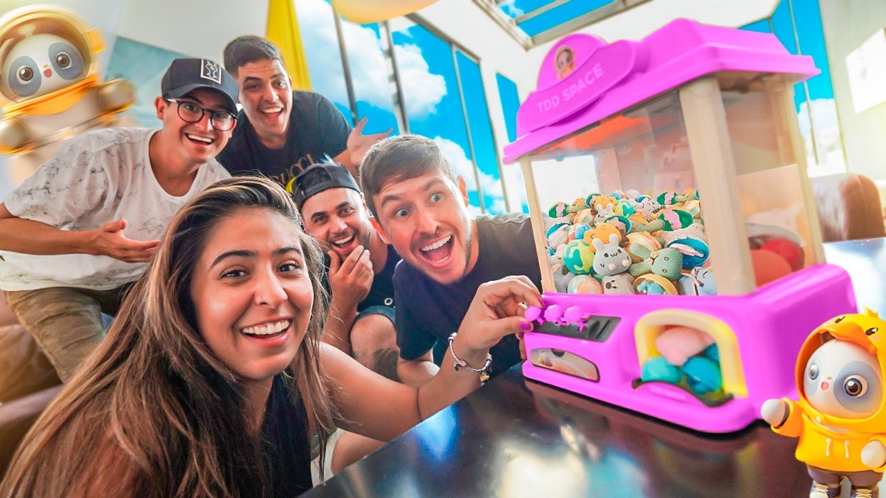 CAMPEONATO DE QUEM PEGA MAIS URSOS DE PELUCIA NA MINI MÁQUINA