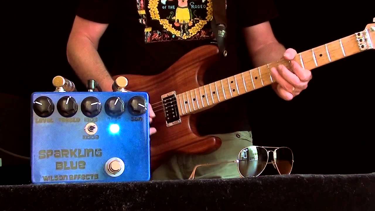 Wilson Effects: SPARKLING BLUE OD/Distortion - Charvel San Dimas to HIWATT UK Custom 50