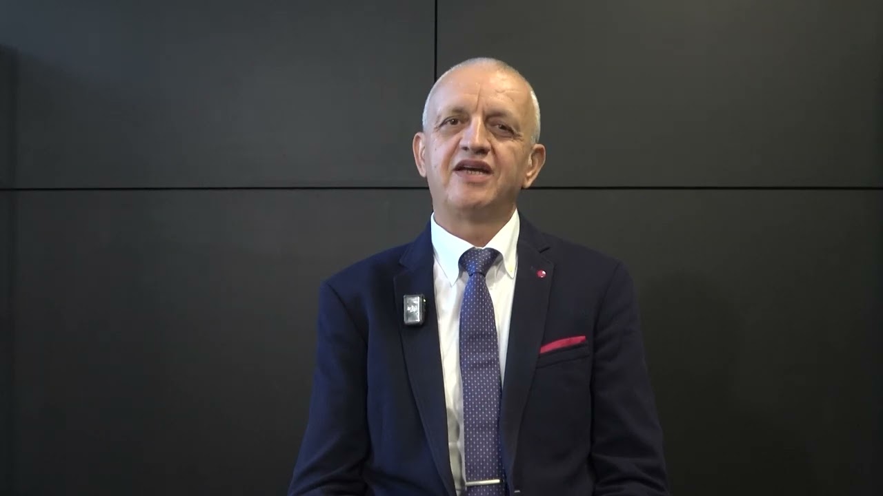 Welcome to UTCB: Mesajul Decanului F. Geodezie Prof.dr.ing.Gheorghe BADEA pentru Studenții de Anul 1