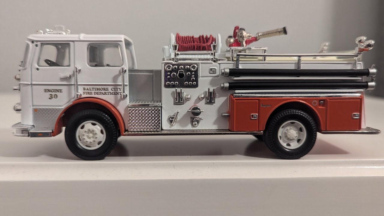Corgi Heroes Under Fire Seagrave pumper Baltimore City Fire Department review 