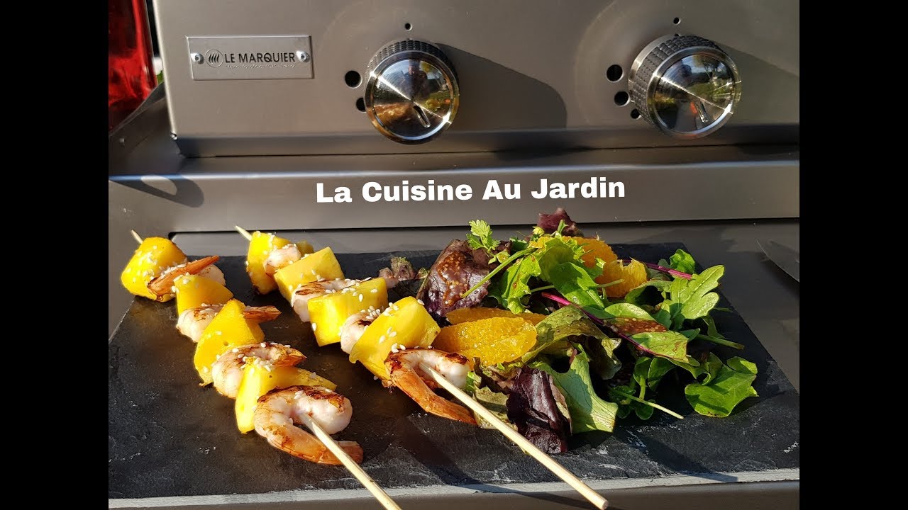 BROCHETTES DE CREVETTES ET MANGUE AU SÉSAME GRILLÉES À LA PLANCHA: LA RECETTE