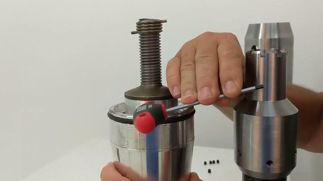 Flare Ball-in-Place Dissolvable Frac Plug - Baker 20 setting tool installation