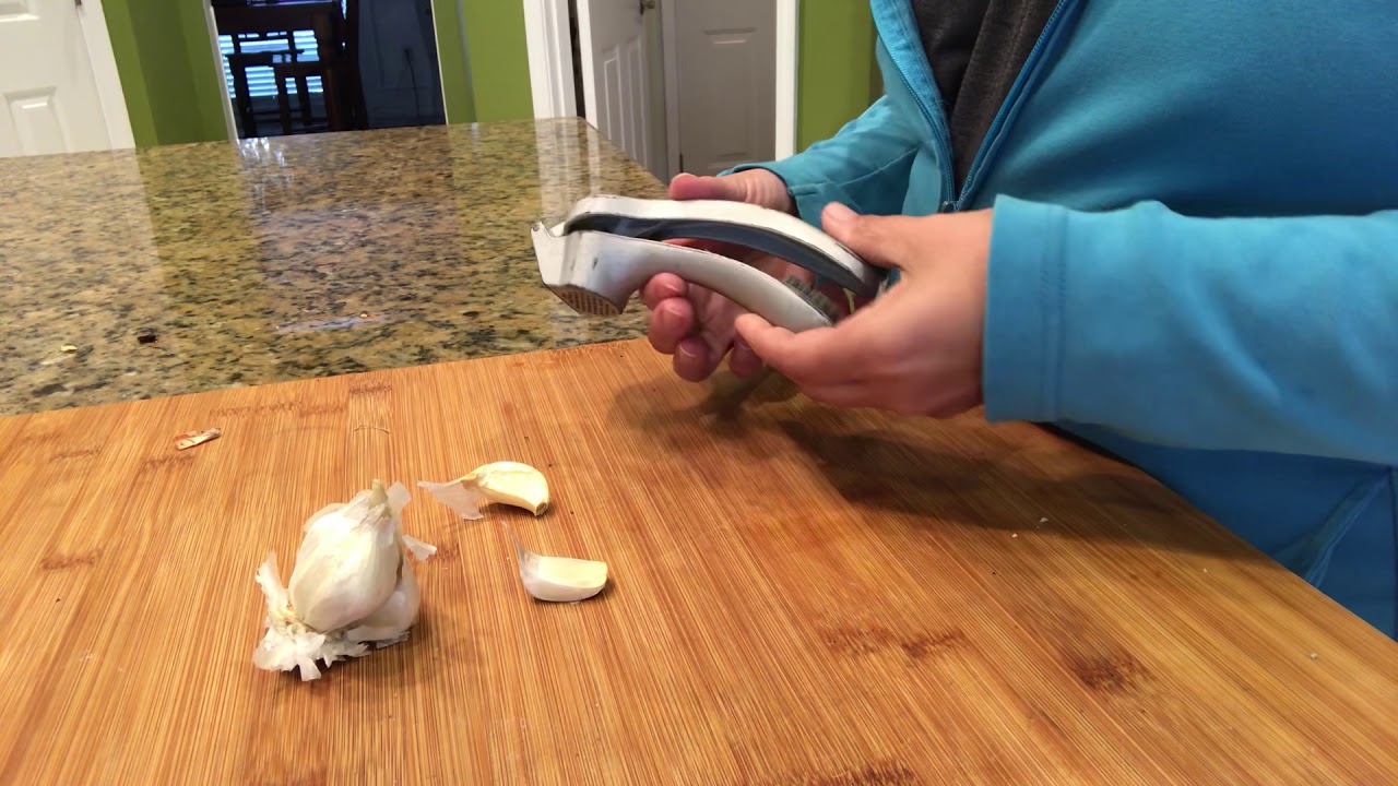 Pampered Chef Garlic Press Quick Tip