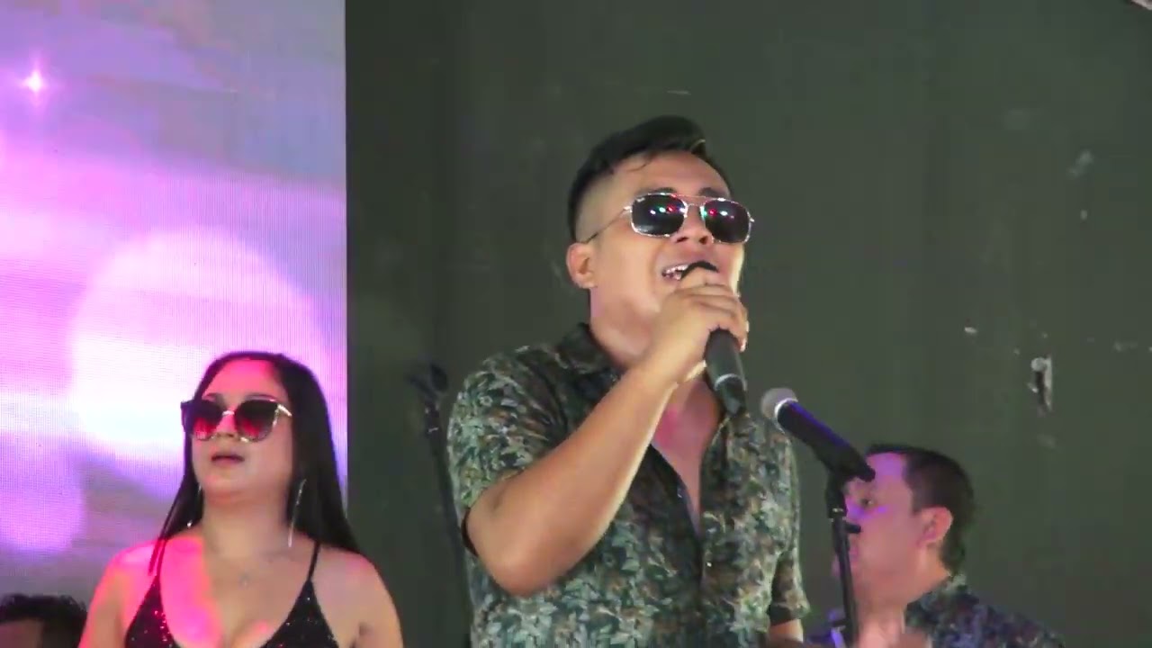 SOLA Y SIN AMOR-LA GRAN BANDA DEL CHINO